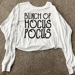 Freeze White Long-Sleeve Graphic Tee with Black 'Bunch of Hocus Pocus' Print